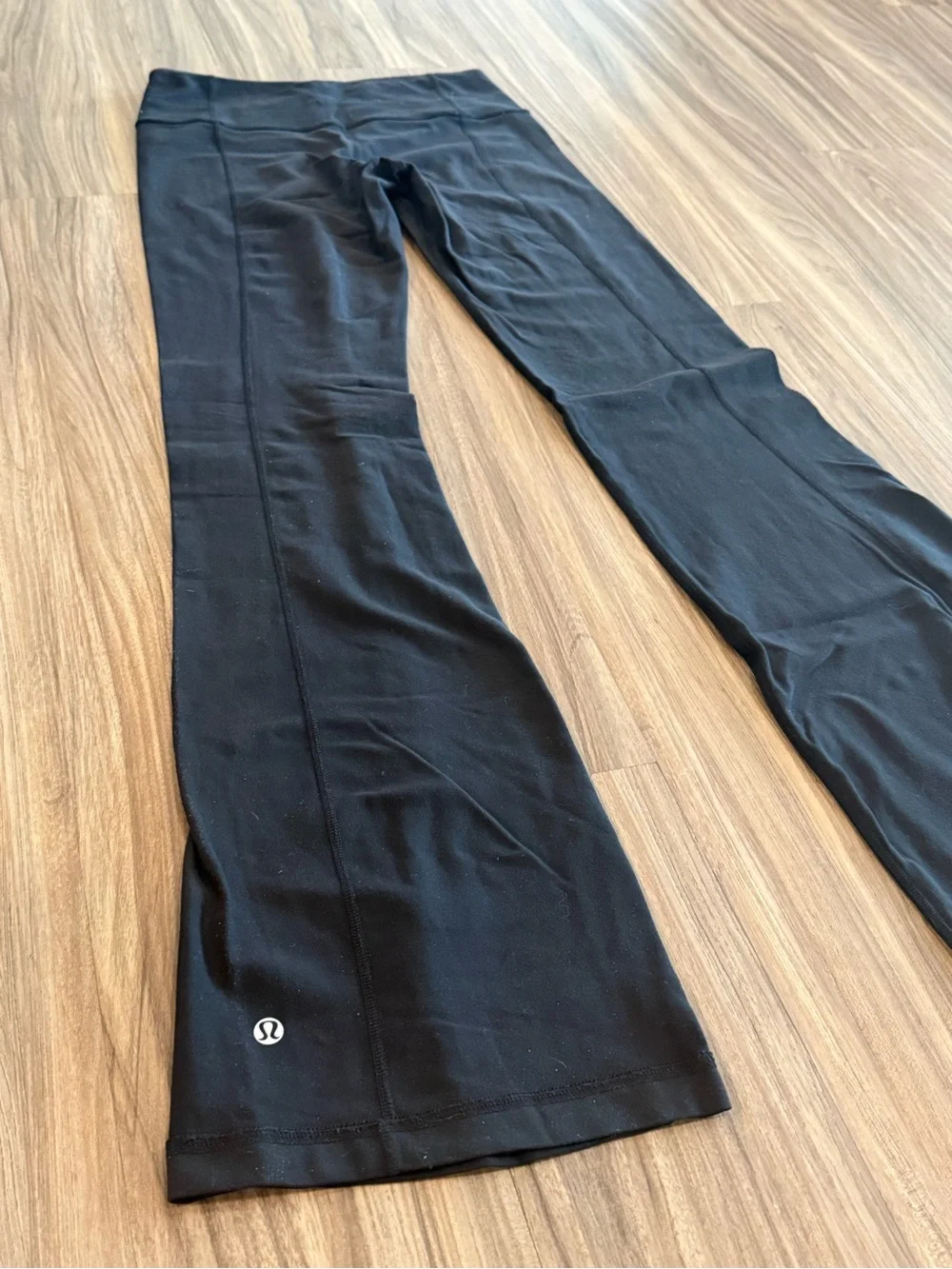 lululemon athletica Black and Pink Reversible Flare Pants Size 6